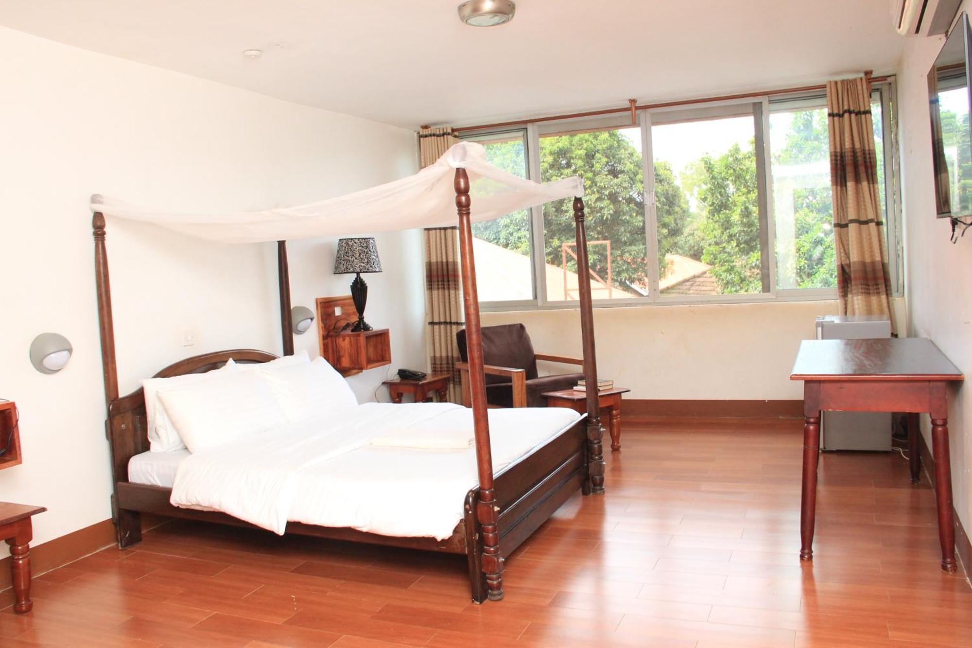 Entebbe Flights Motel 외부 사진