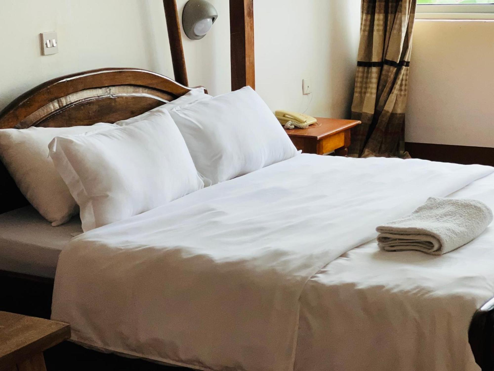 Entebbe Flights Motel 외부 사진