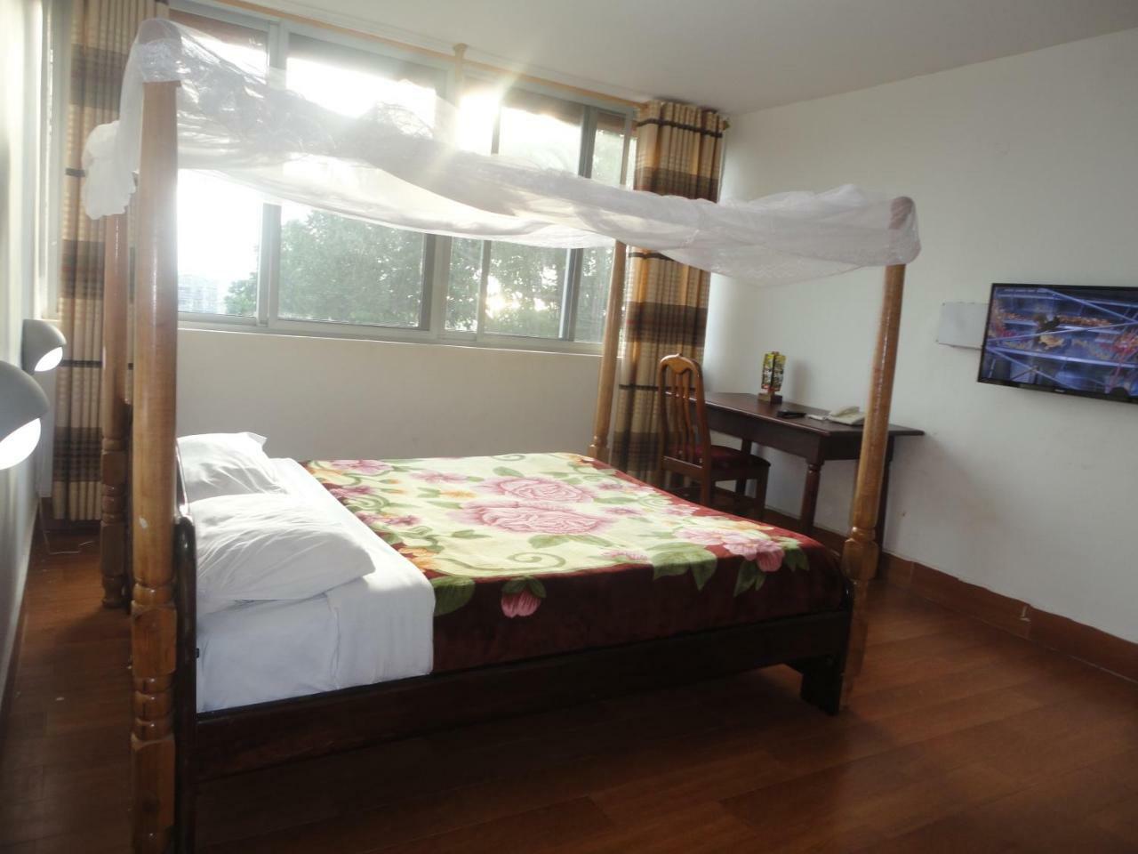 Entebbe Flights Motel 외부 사진