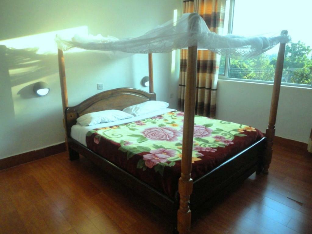 Entebbe Flights Motel 외부 사진
