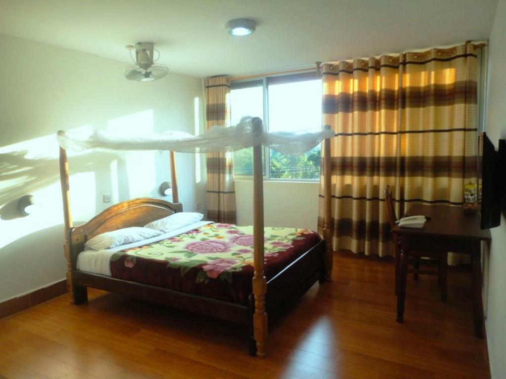 Entebbe Flights Motel 외부 사진