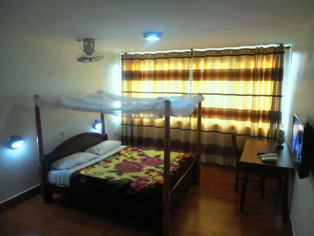 Entebbe Flights Motel 외부 사진