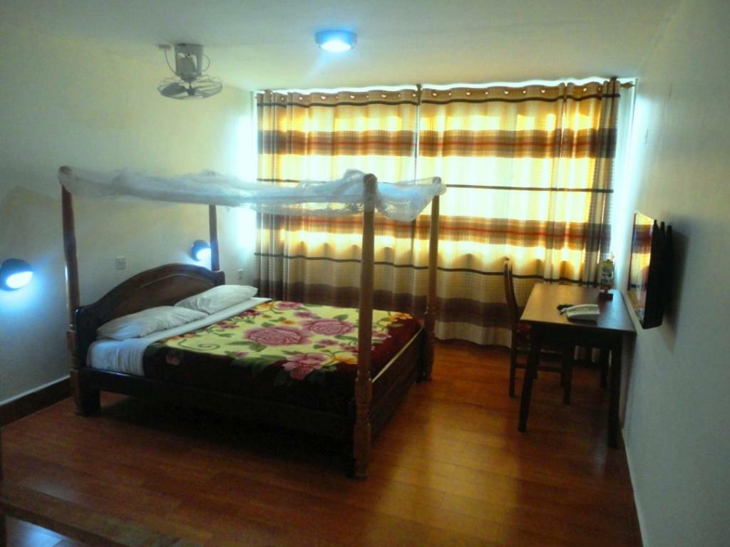 Entebbe Flights Motel 외부 사진